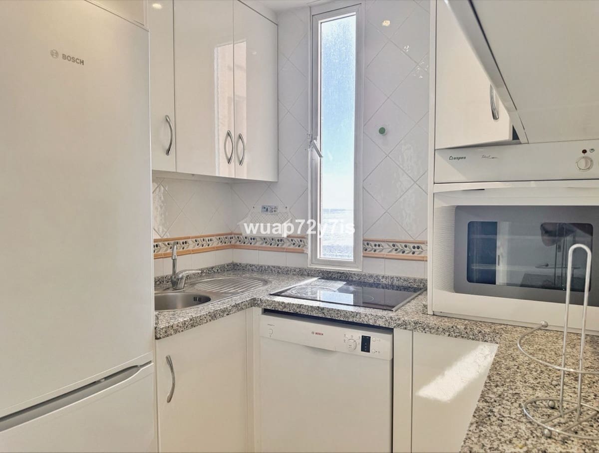 2 sypialnia Apartament na sprzedaż w Fuengirola z basenem - 495 000 € (Ref: 9974179)