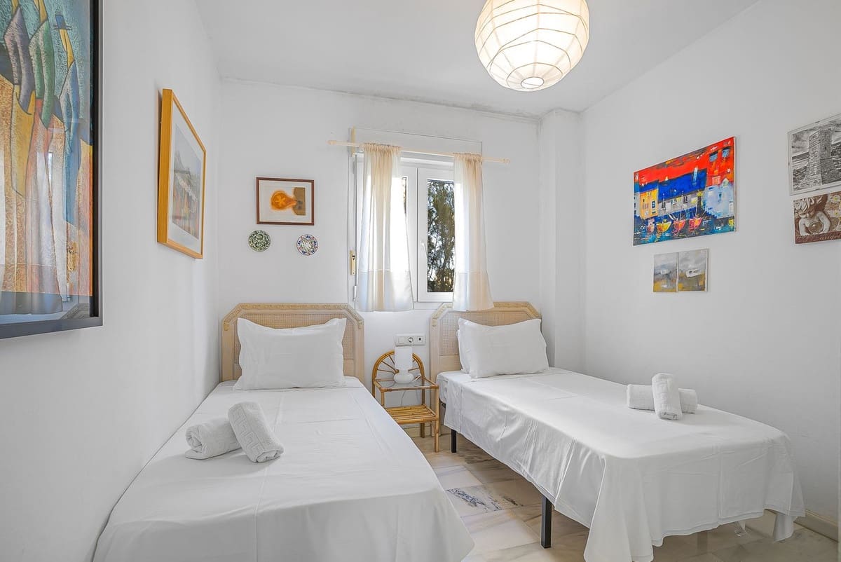 2 quarto Apartamento para venda em Calahonda com piscina garagem - 535 000 € (Ref: 9974185)