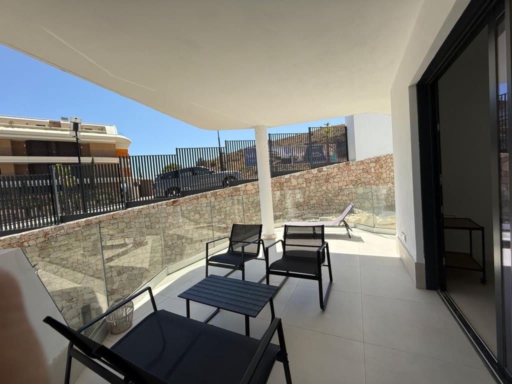 3 slaapkamer Appartement te koop in Fuengirola met zwembad - € 549.000 (Ref: 9974186)