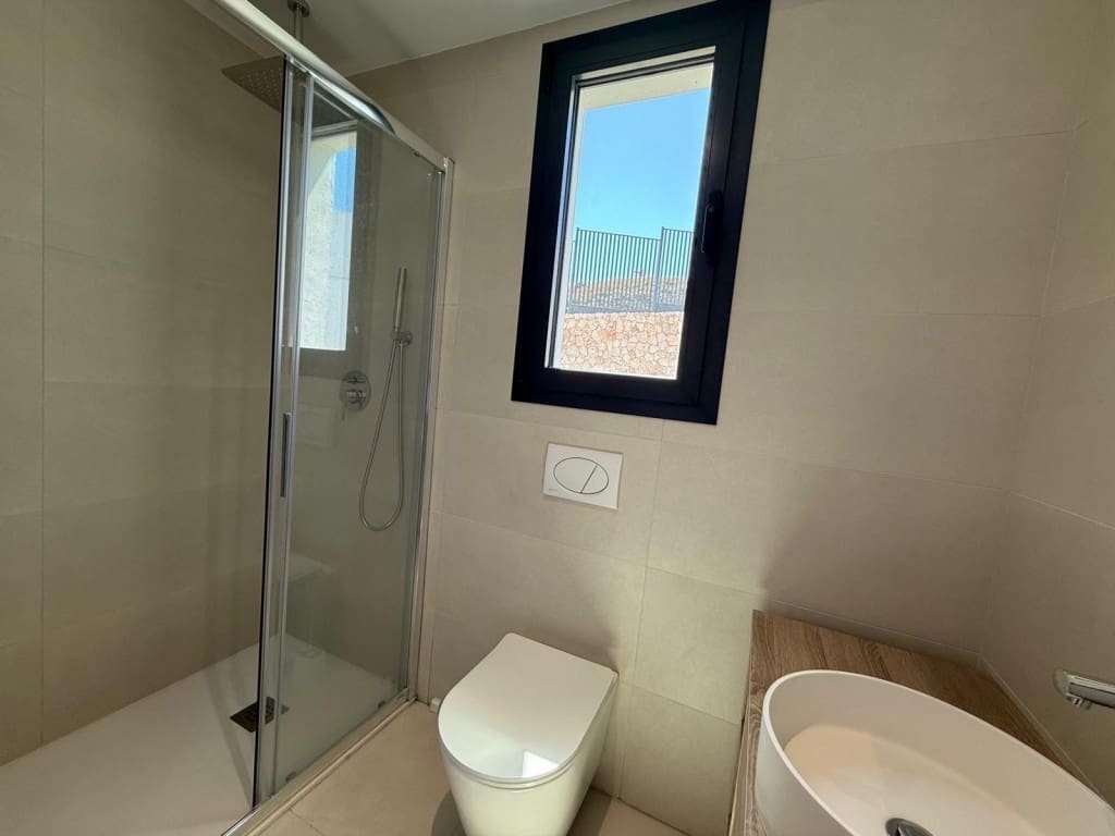 3 slaapkamer Appartement te koop in Fuengirola met zwembad - € 549.000 (Ref: 9974186)