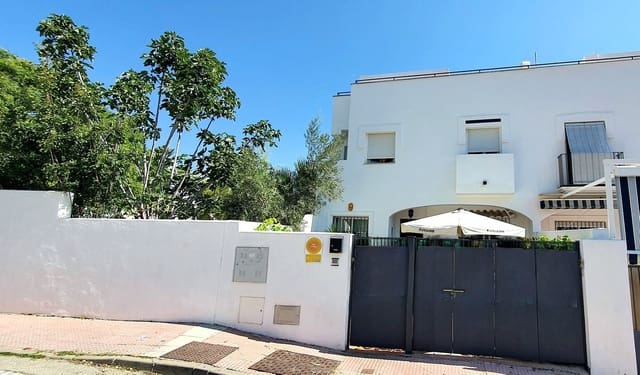 4 soverom Hus til salgs i Fuengirola med svømmebasseng - € 530 000 (Ref: 9974189)