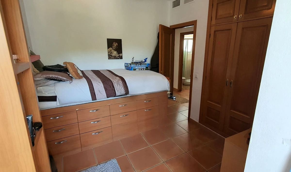 4 soverom Hus til salgs i Fuengirola med svømmebasseng - € 530 000 (Ref: 9974189)