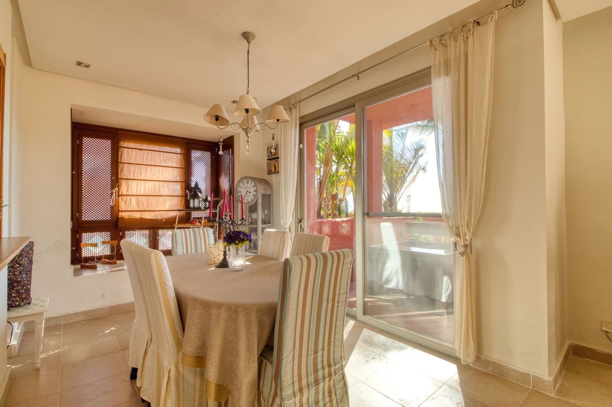 4 quarto Casa em Banda para venda em Manilva com piscina - 539 000 € (Ref: 9974190)