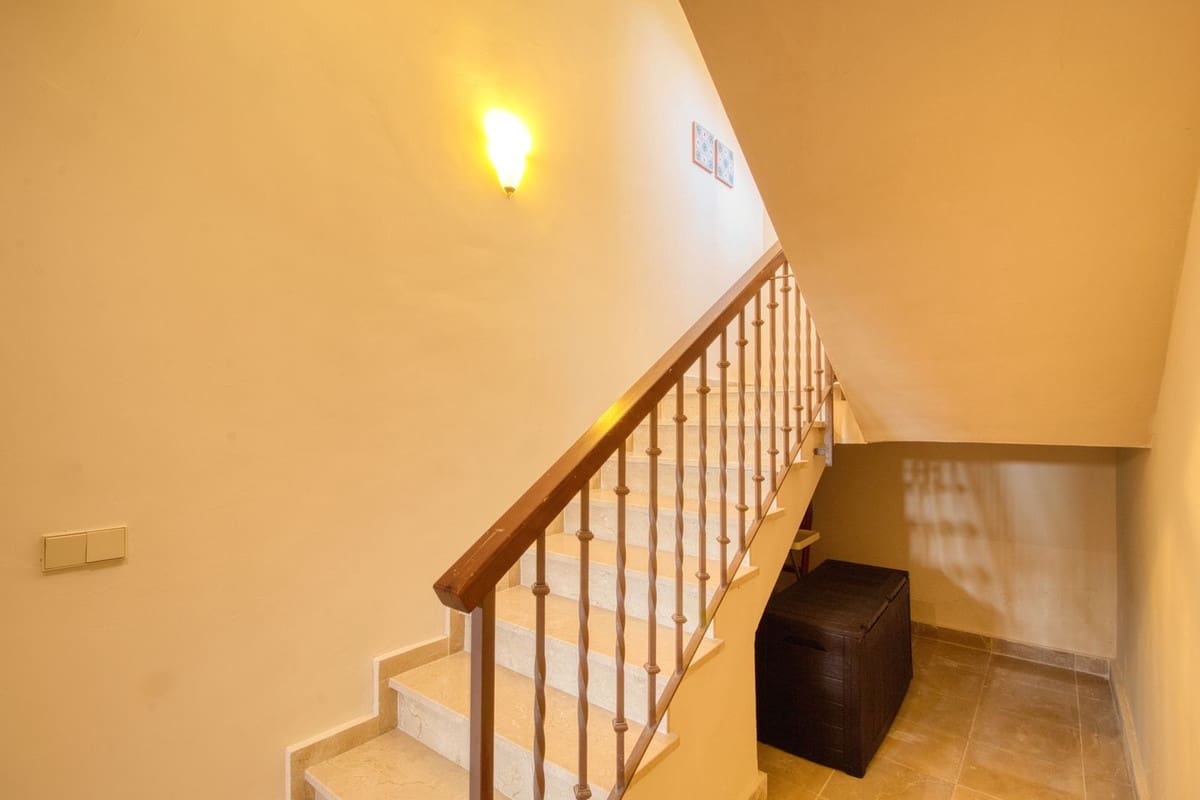 4 quarto Casa em Banda para venda em Manilva com piscina - 539 000 € (Ref: 9974190)