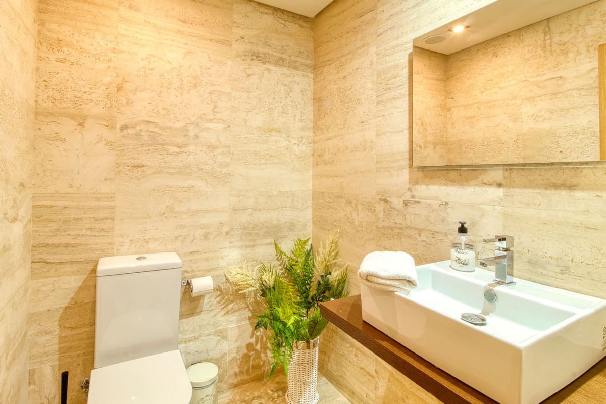 4 quarto Casa em Banda para venda em Manilva com piscina - 539 000 € (Ref: 9974190)