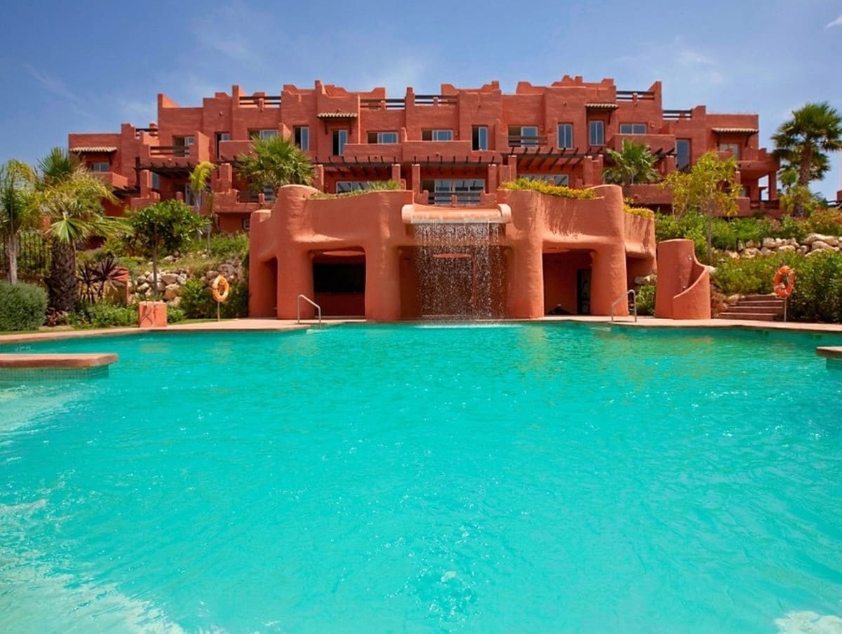 4 quarto Casa em Banda para venda em Manilva com piscina - 539 000 € (Ref: 9974190)