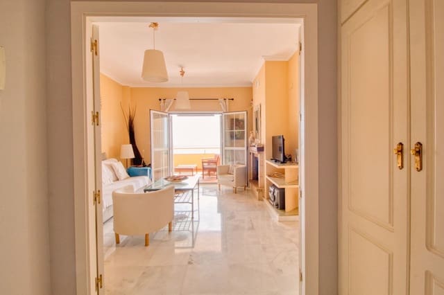 Apartamento de 3 habitaciones en Manilva en venta con piscina - 490.000 € (Ref: 9974191)