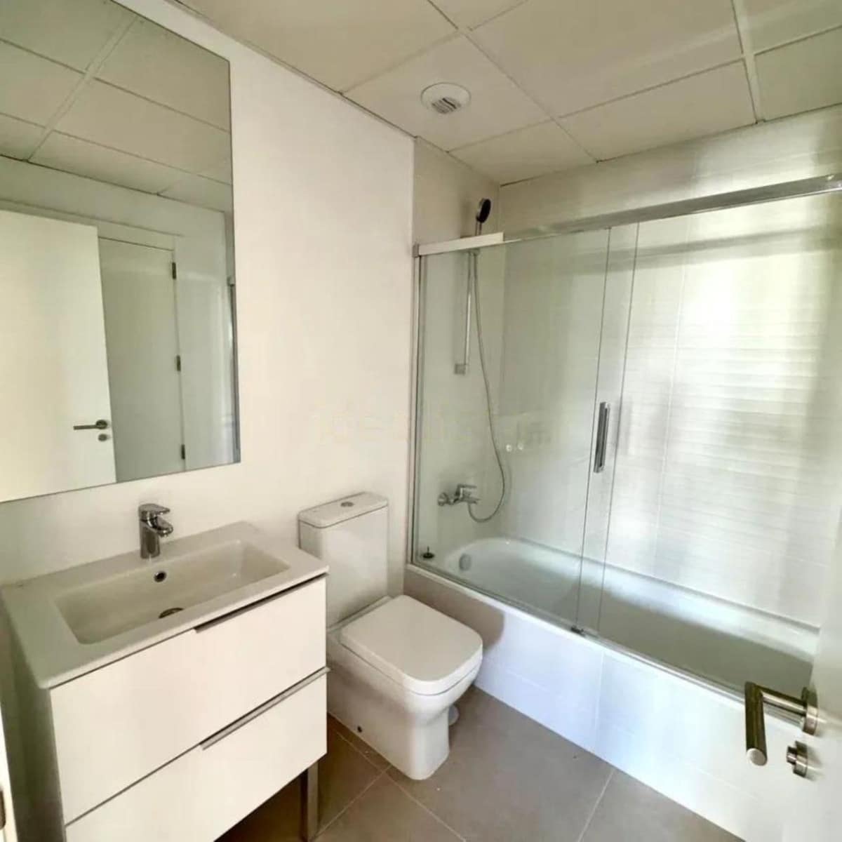 2 soveværelse Lejlighed til salg i Bel-Air med swimmingpool garage - € 525.000 (Ref: 9974192)