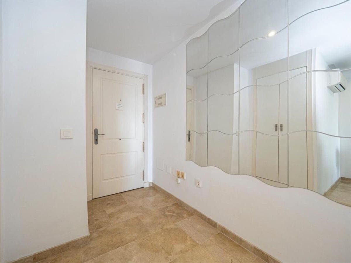 2 sypialnia Apartament na sprzedaż w Golden Mile z basenem garażem - 550 000 € (Ref: 9974195)