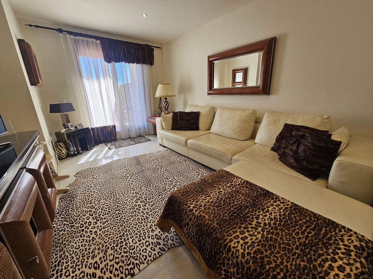 Apartamento de 2 habitaciones en La Cala de Mijas en venta con piscina - 499.000 € (Ref: 9974200)