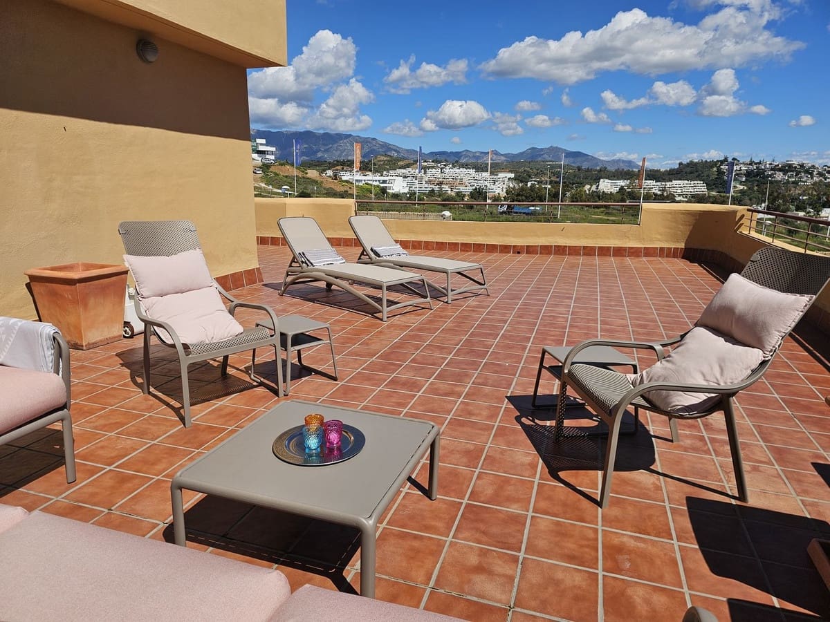 Apartamento de 2 habitaciones en La Cala de Mijas en venta con piscina - 499.000 € (Ref: 9974200)