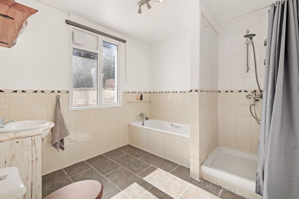 3 soverom Finca/Herregård til salgs i Estepona med svømmebasseng - € 550 000 (Ref: 9974204)