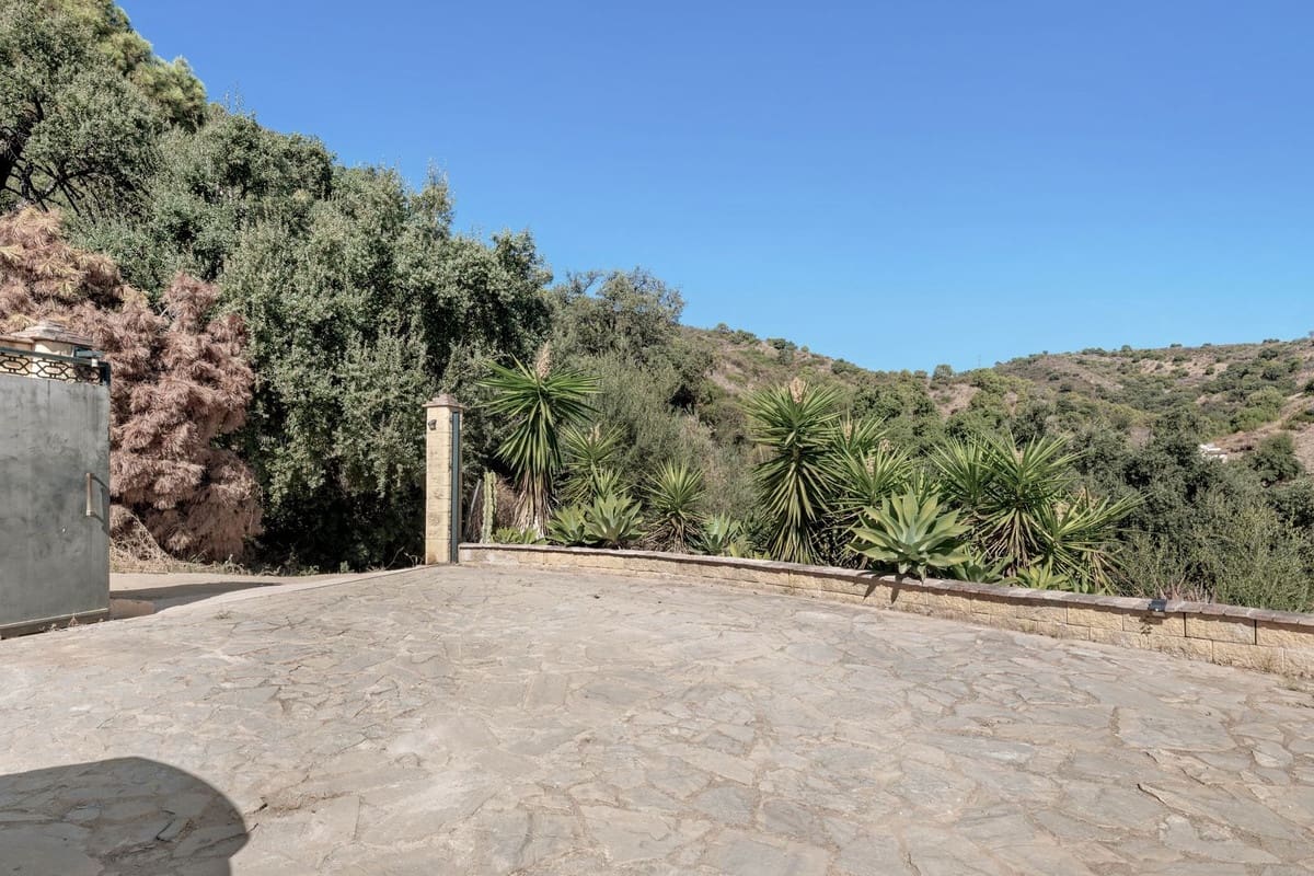3 soverom Finca/Herregård til salgs i Estepona med svømmebasseng - € 550 000 (Ref: 9974204)
