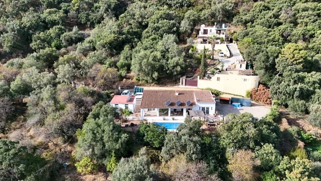3 soverom Finca/Herregård til salgs i Estepona med svømmebasseng - € 550 000 (Ref: 9974204)