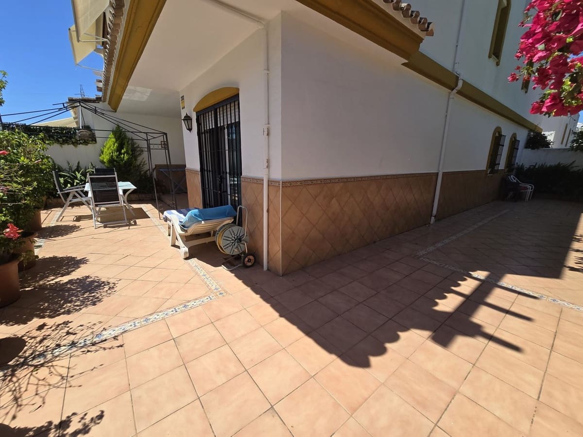 Apartamento de 2 habitaciones en Marbella en venta con piscina - 560.000 € (Ref: 9974206)