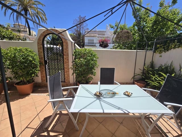 Apartamento de 2 habitaciones en Marbella en venta con piscina - 560.000 € (Ref: 9974206)