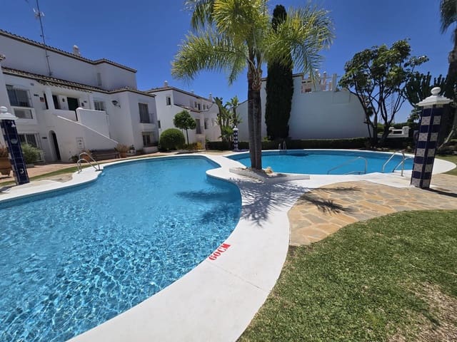Apartamento de 2 habitaciones en Marbella en venta con piscina - 560.000 € (Ref: 9974206)