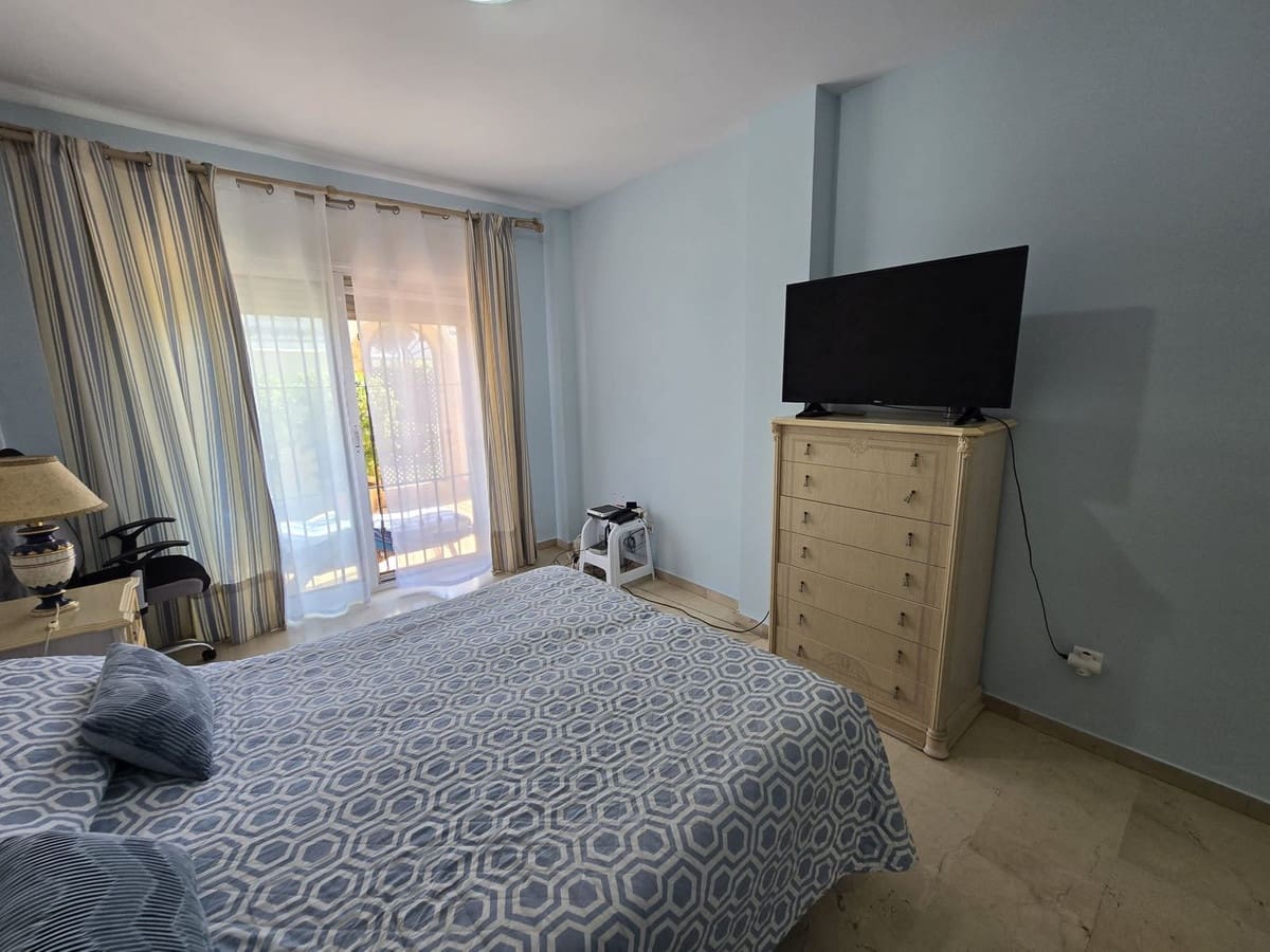 Apartamento de 2 habitaciones en Marbella en venta con piscina - 560.000 € (Ref: 9974206)