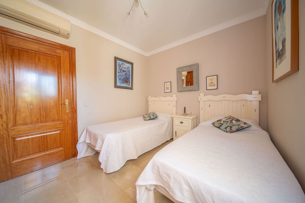 3 Zimmer Apartment zu verkaufen in La Cala Hills mit Pool Garage - 545.000 € (Ref: 9974207)