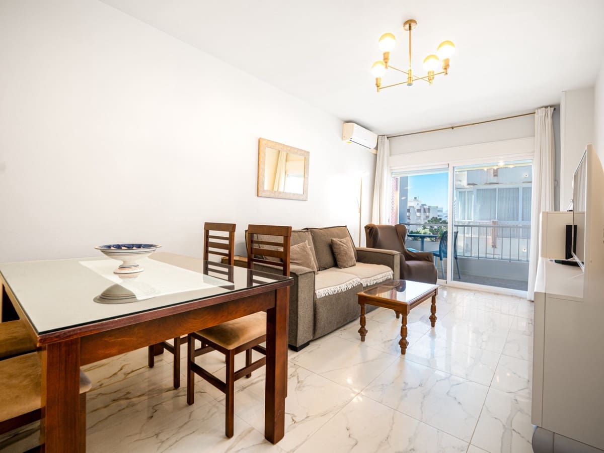 1 makuuhuone Huoneisto myytävänä paikassa Marbella mukana uima-altaan - 445 000 € (Ref: 9974209)