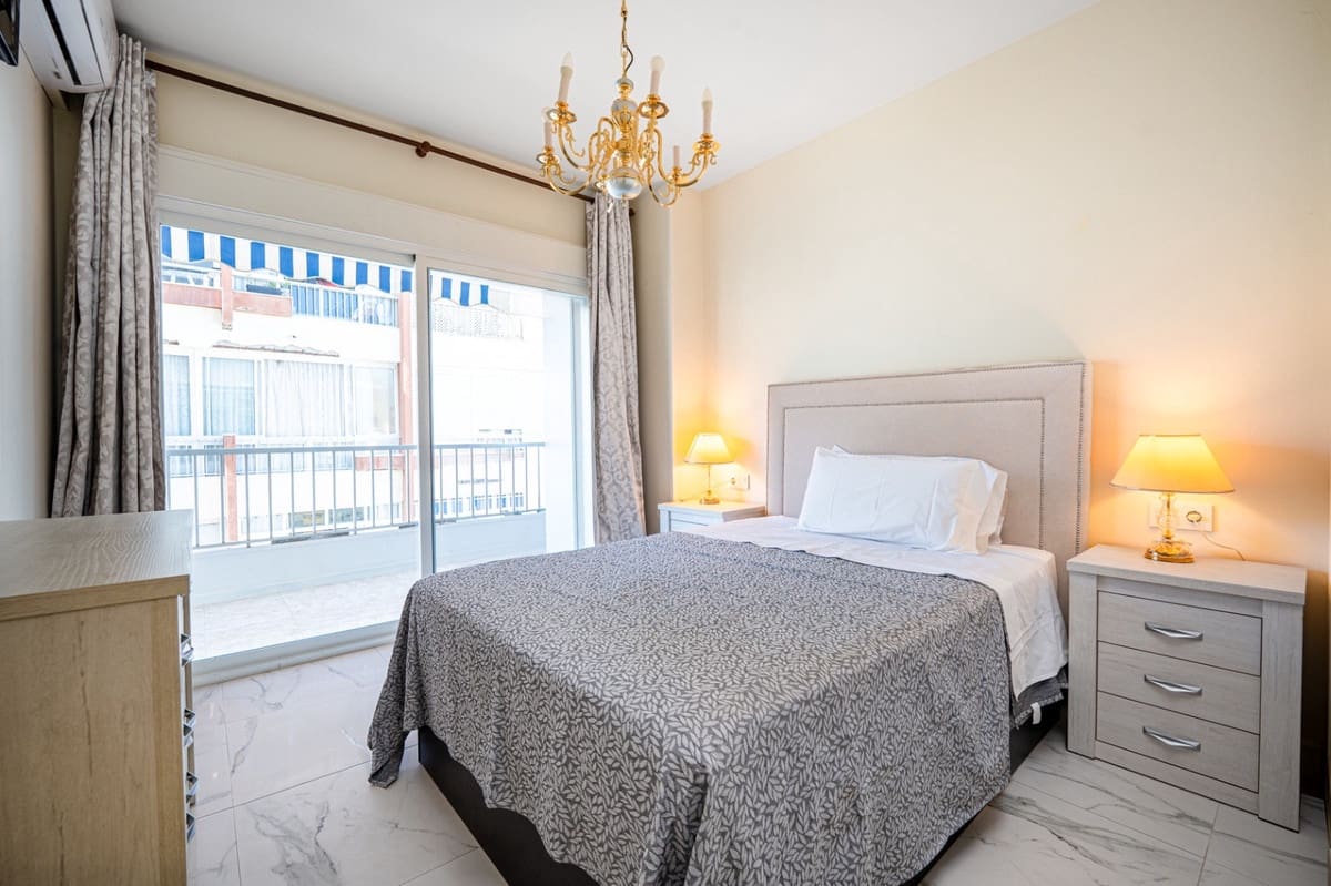 1 makuuhuone Huoneisto myytävänä paikassa Marbella mukana uima-altaan - 445 000 € (Ref: 9974209)