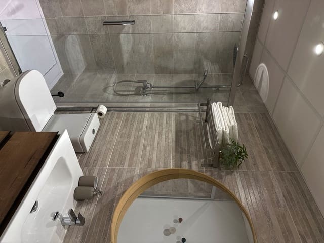 2 soverom Leilighet til salgs i Puerto de Estepona, Estepona med svømmebasseng - € 575 000 (Ref: 9974211)