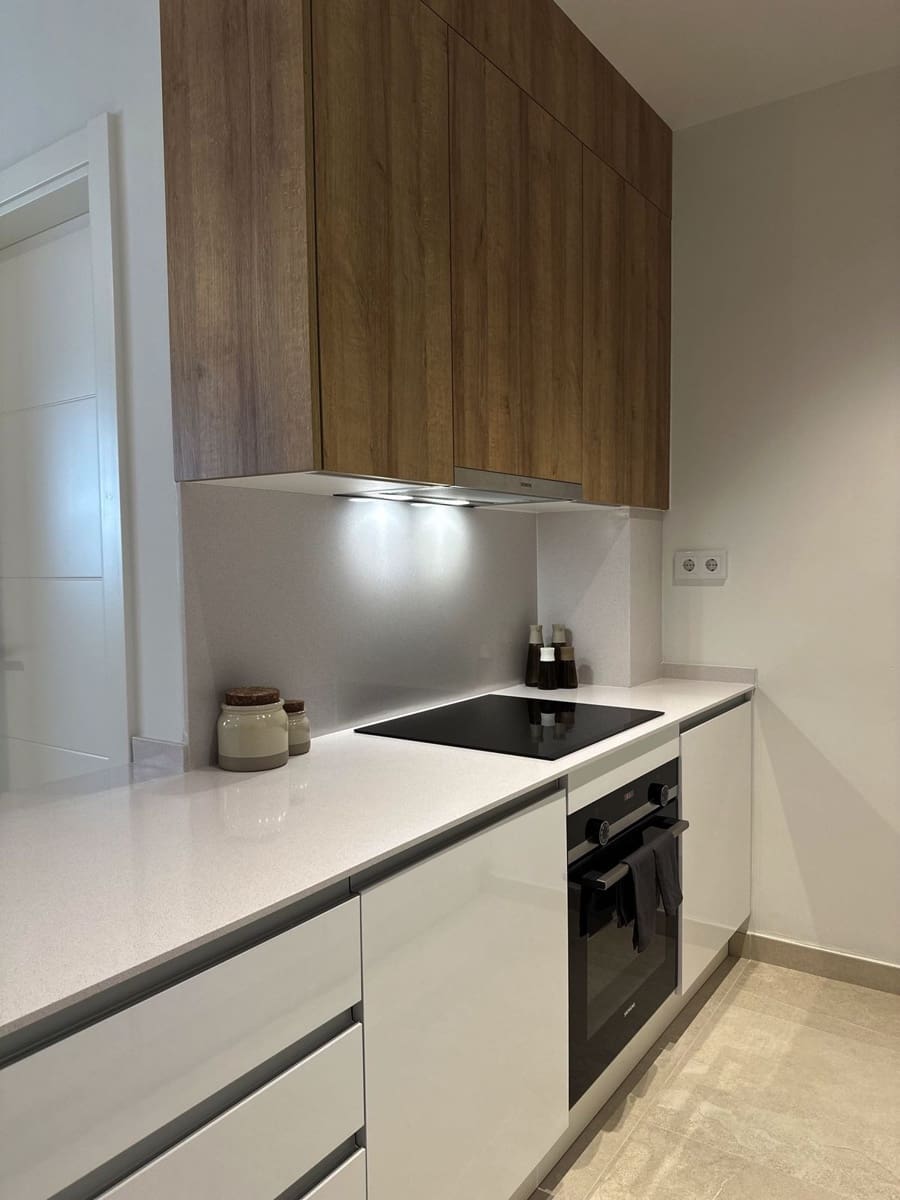 2 soverom Leilighet til salgs i Estepona med svømmebasseng - € 575 000 (Ref: 9974211)