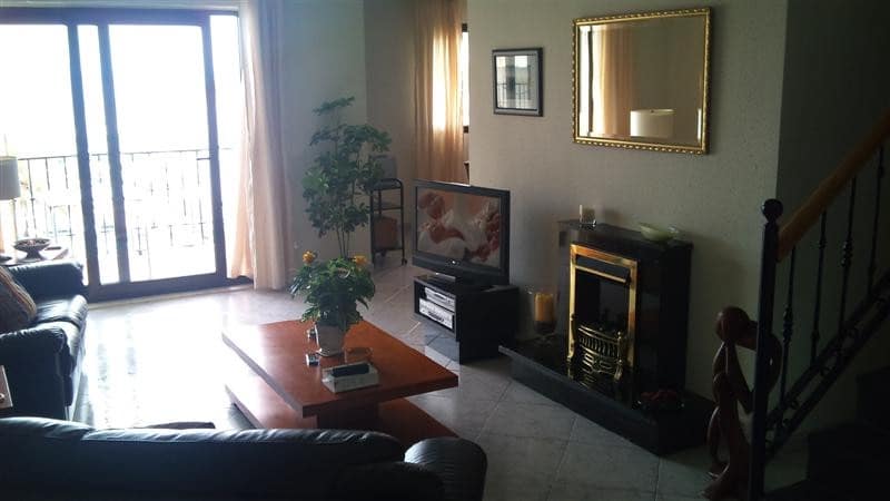 5 soveværelse Lejlighed til salg i La Duquesa / Puerto de la Duquesa - € 575.000 (Ref: 9974217)