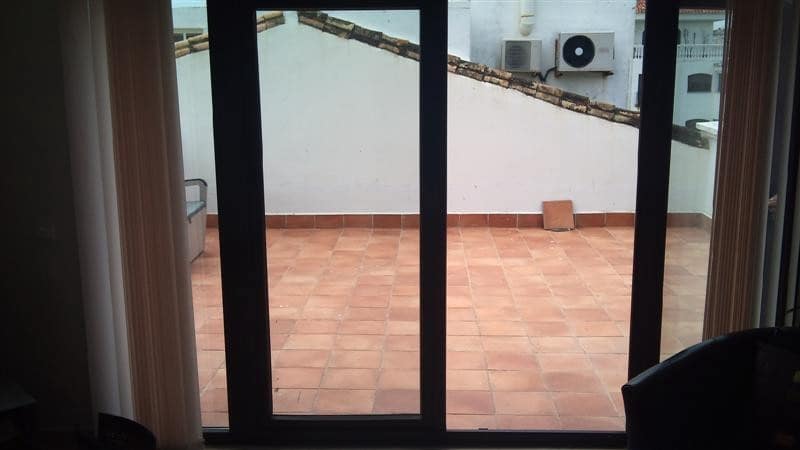 5 soveværelse Lejlighed til salg i La Duquesa / Puerto de la Duquesa - € 575.000 (Ref: 9974217)