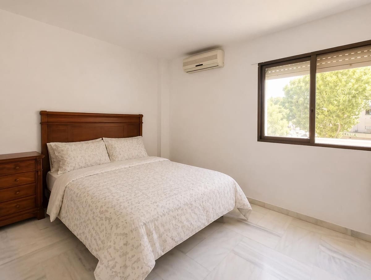 4 soveværelse Lejlighed til salg i Torremolinos med swimmingpool garage - € 560.000 (Ref: 9974218)