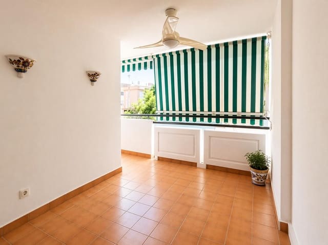 4 soveværelse Lejlighed til salg i Torremolinos med swimmingpool garage - € 560.000 (Ref: 9974218)