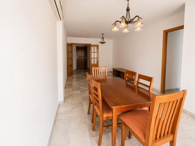 4 soveværelse Lejlighed til salg i Torremolinos med swimmingpool garage - € 560.000 (Ref: 9974218)