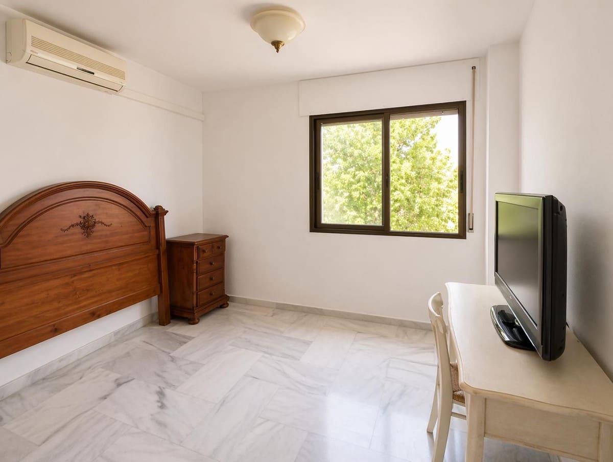 4 soveværelse Lejlighed til salg i Torremolinos med swimmingpool garage - € 560.000 (Ref: 9974218)