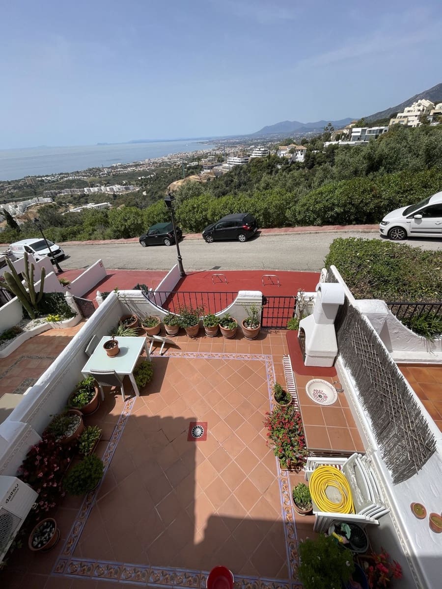 4 soverom Hus til salgs i Los Monteros med svømmebasseng - € 550 000 (Ref: 9974221)