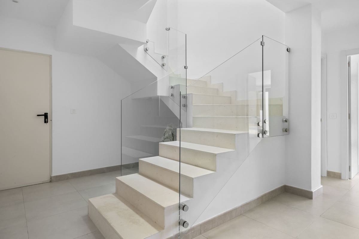 6 Zimmer Villa zu verkaufen in Torremuelle mit Pool - 1.900.000 € (Ref: 9974392)