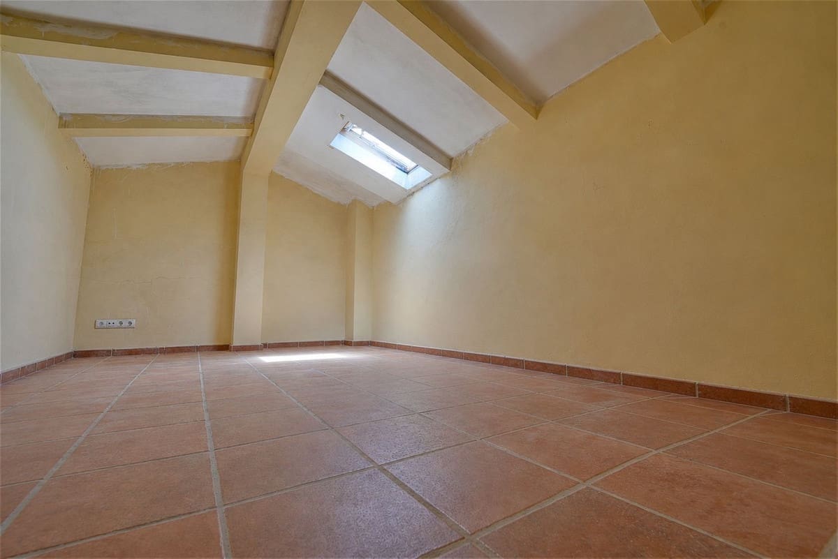 3 chambre Maison de Ville à vendre à Casares avec piscine - 395 000 € (Ref: 9974393)