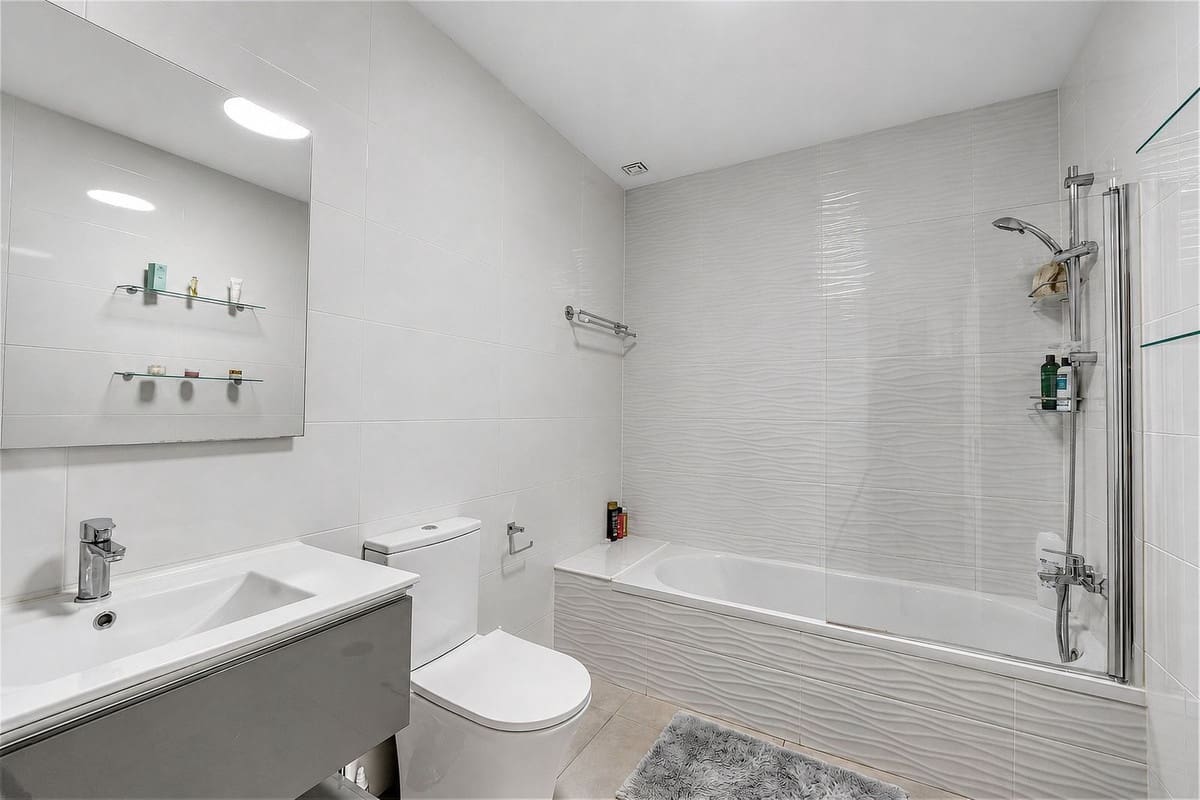 3 chambre Maison de Ville à vendre à Casares avec piscine - 395 000 € (Ref: 9974393)