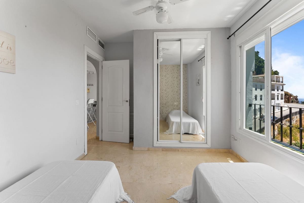 Apartamento de 2 habitaciones en Mijas en venta - 255.000 € (Ref: 9974394)