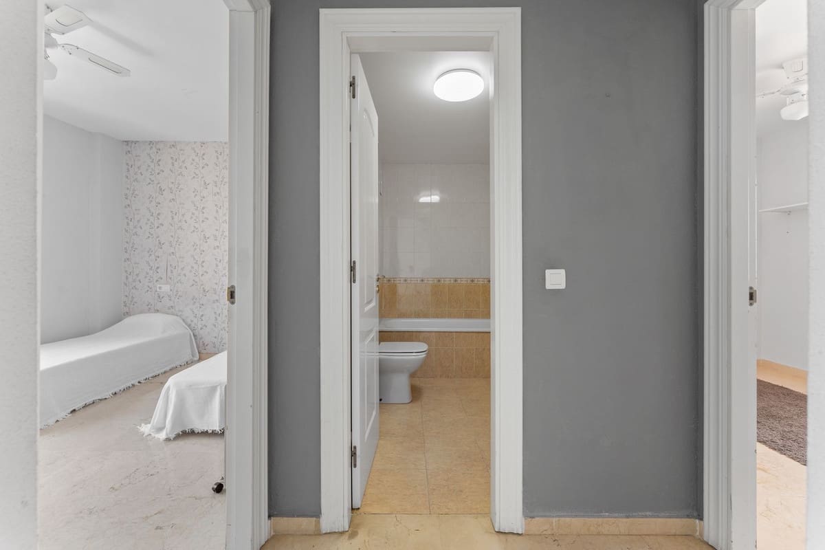 Apartamento de 2 habitaciones en Mijas en venta - 255.000 € (Ref: 9974394)