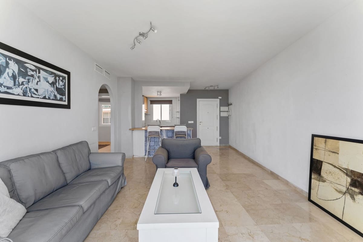 Apartamento de 2 habitaciones en Mijas en venta - 255.000 € (Ref: 9974394)