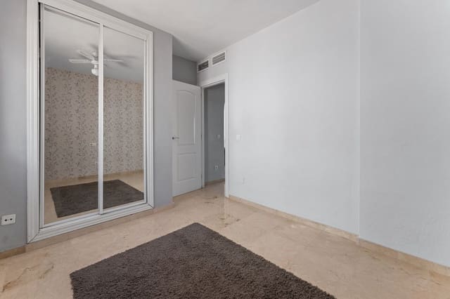 Apartamento de 2 habitaciones en Mijas en venta - 255.000 € (Ref: 9974394)
