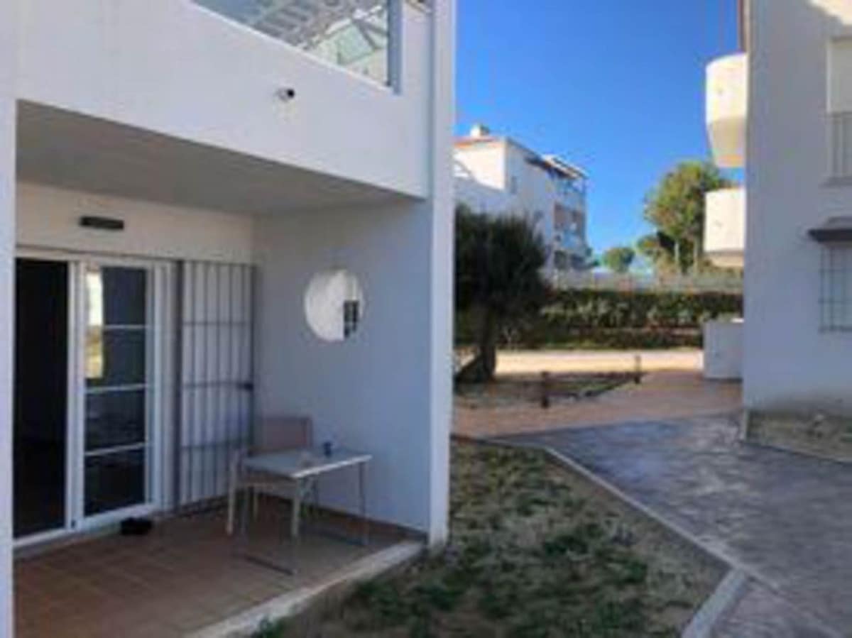 3 soverom Leilighet til salgs i La Duquesa / Puerto de la Duquesa med svømmebasseng - € 285 000 (Ref: 9974396)