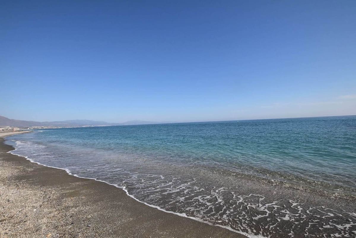 3 soverom Leilighet til salgs i La Duquesa / Puerto de la Duquesa med svømmebasseng - € 285 000 (Ref: 9974396)