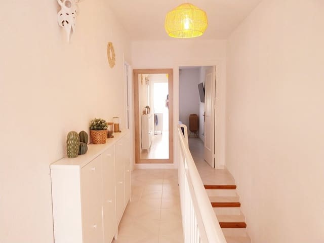 Apartamento de 3 habitaciones en Calahonda, Mijas en venta con piscina garaje - 395.000 € (Ref: 9974397)