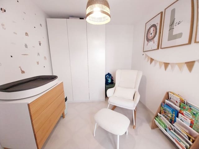 Apartamento de 3 habitaciones en Calahonda, Mijas en venta con piscina garaje - 395.000 € (Ref: 9974397)