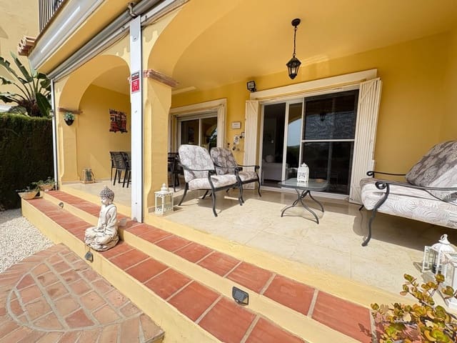 3 soveværelse Semi-Rækkehus til salg i Riviera del Sol, Mijas med swimmingpool - € 625.000 (Ref: 9974400)