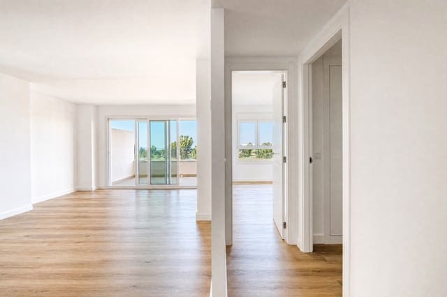 3 soveværelse Lejlighed til salg i Nueva Andalucia, Marbella med swimmingpool - € 675.000 (Ref: 9974401)
