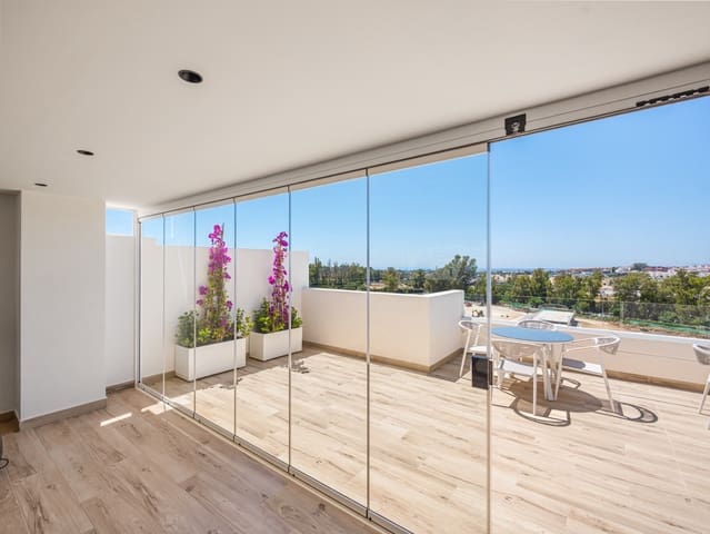 3 soveværelse Lejlighed til salg i Nueva Andalucia, Marbella med swimmingpool - € 675.000 (Ref: 9974401)