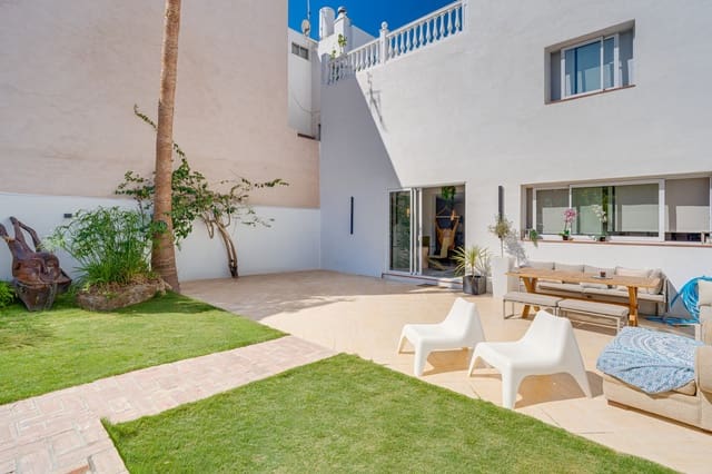 5 sypialnia Dom na sprzedaż w Cancelada, Estepona - 1 295 000 € (Ref: 9974402)