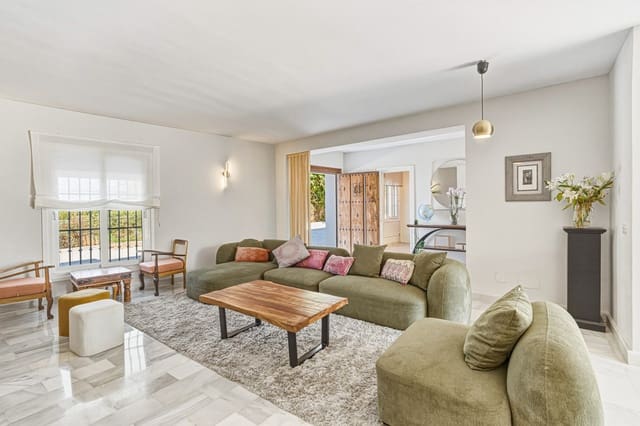 5 sypialnia Dom na sprzedaż w Cancelada, Estepona - 1 295 000 € (Ref: 9974402)
